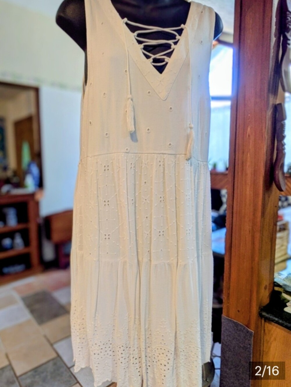 Hollister White Eyelet Sleeveless Dress. Size 8.